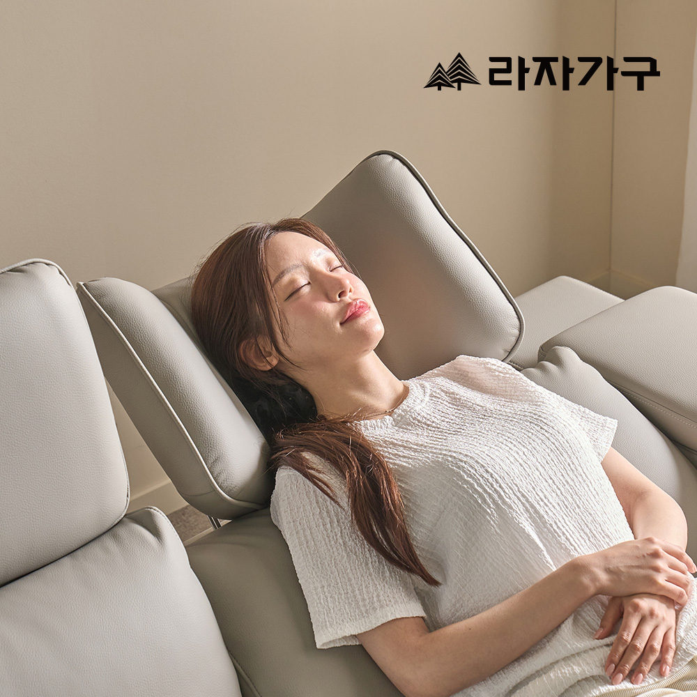 아르덴 E0 비건레더 양방향 전동 리클라이너 컵홀더 우퍼형 4인 가죽 소파 USB 무선충전 - 상세 이미지 4
