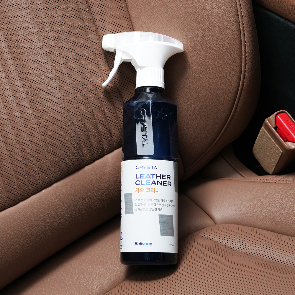 [불스원] 크리스탈 차량 가죽 클리너 천연 나파 인조 자동차 시트 실내 세정제 500ml - 상품 이미지