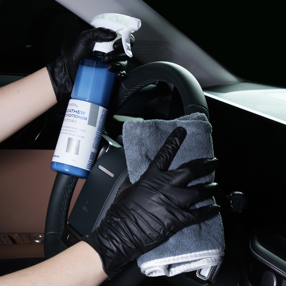 [불스원] 크리스탈 차량 가죽 컨디셔너 자동차 시트 관리 보호제 보습제 오염방지 500ml - 상세 이미지 4
