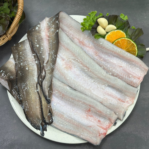 국내산 고창 풍천 민물 장어 손질 장어 1kg 손질 후 700g 생물 장어구이 소스2종 생강 증정 - 상품 이미지