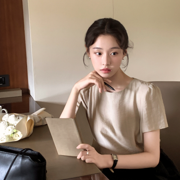 (국내제작) 린넨 퍼프 반팔 블라우스 bs8840 - 상품 이미지