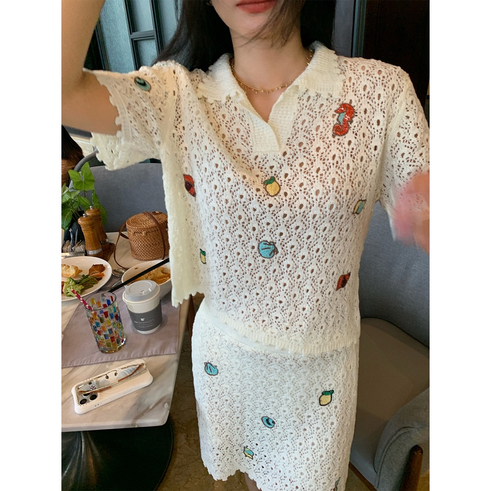 큐빅컬러풀자수 카라있는 펀칭반팔니트 귀여운디자인 루즈핏 여름 시원소재 화이트 - 상세 이미지 3