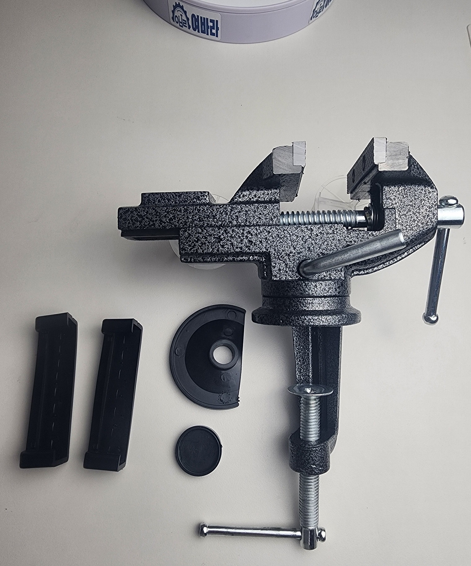 다양한 가공 탁상바이스 목공 테이블 바이스 고정작업 클램프 이동식 60MM 이미지 7
