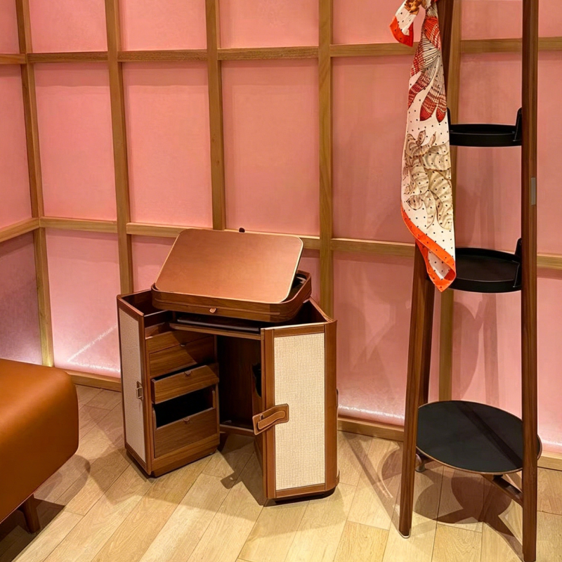 아카이비스트 트렁크 데스크 Archivist Trunk Desk - 상세 이미지 2