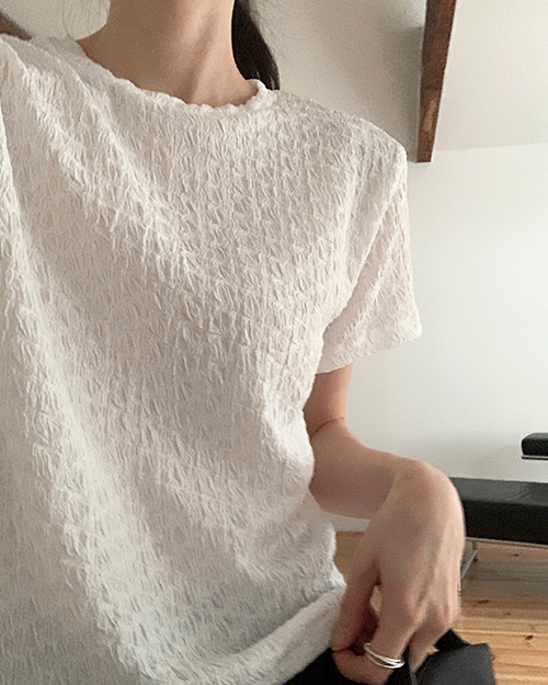 [made] 링클프리 엠보 블라우스 반팔티 하객룩 출근룩 TS189 - 상세 이미지 2