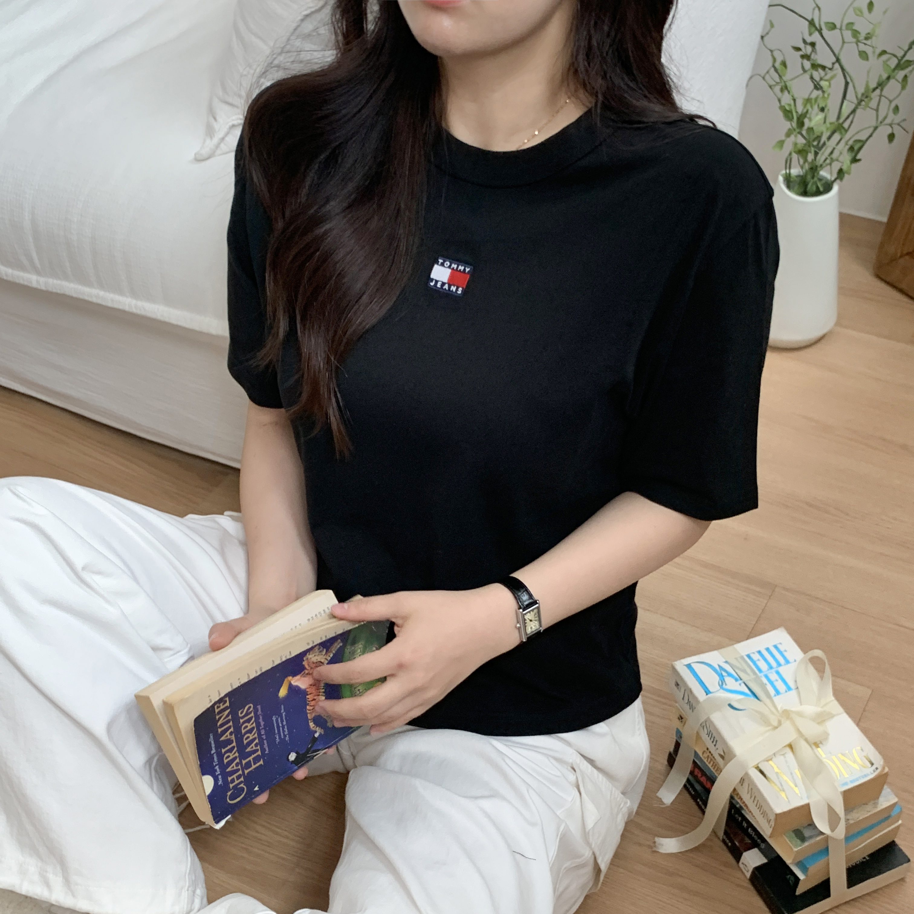 타미힐피거 반팔티 여성 타미진스 루즈핏 티셔츠 이미지 8