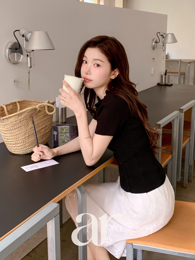 (국내제작) 플라워 자수 H라인 링클 밴딩 미디 스커트 sk7873 이미지 8