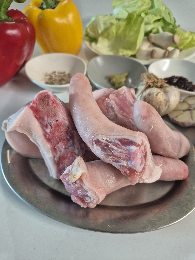 유황 한돈 돼지 꼬리 사골 콩팥 껍데기 (돈피) 500g 택2 구성 세트 - 상세 이미지 3