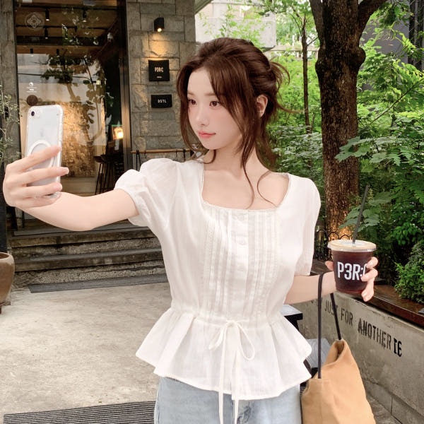 아뜨랑스 스퀘어넥 핀턱 페플럼 레이스 블라우스 bs8858