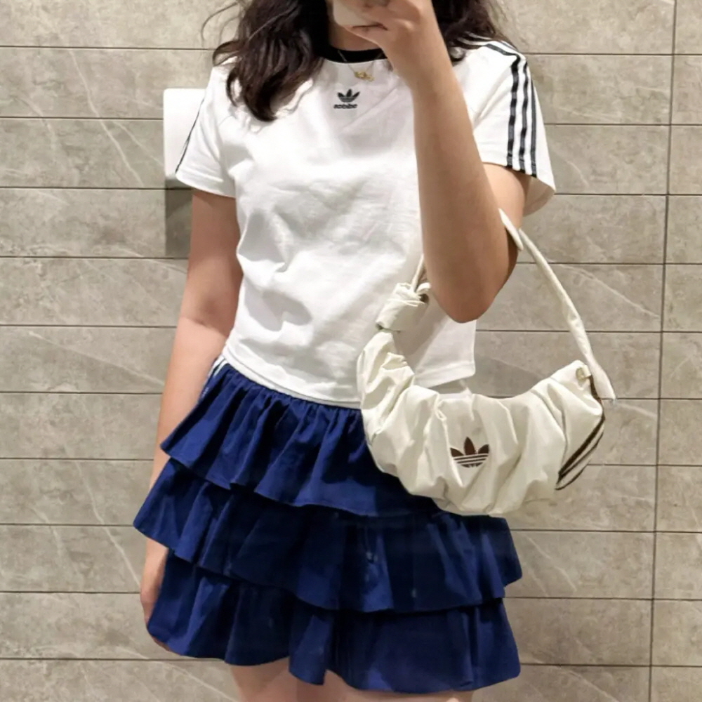아디다스 X 디즈니 마리캣 레이어드 프릴 스커트 네이비 KE6655 - 상세 이미지 5