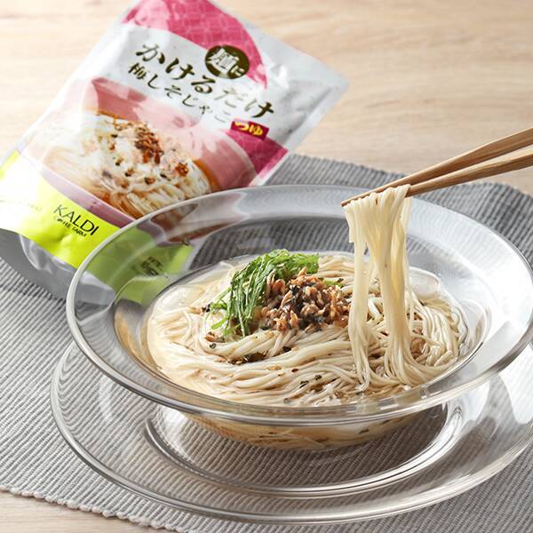 일본 칼디 KALDI 면에 부으면 되는 매실 깻잎 멸치 쯔유 160g - 상품 이미지
