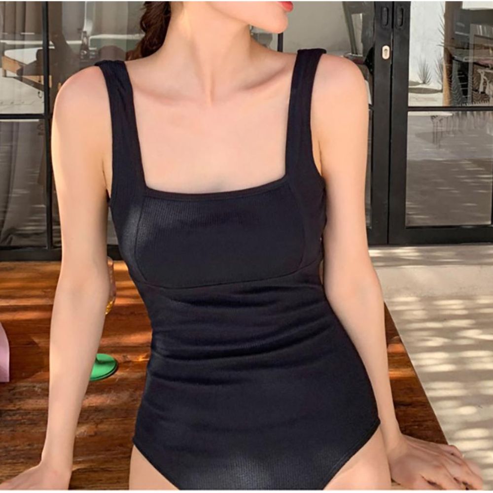 스퀘어넥 백리스 모노키니 여성 원피스 호캉스 수영복 이미지 6