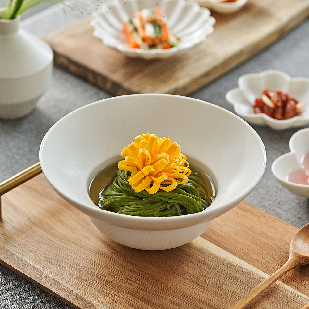 까사무띠 부케 무광 튤립 면기 중 라면그릇 - 상품 이미지