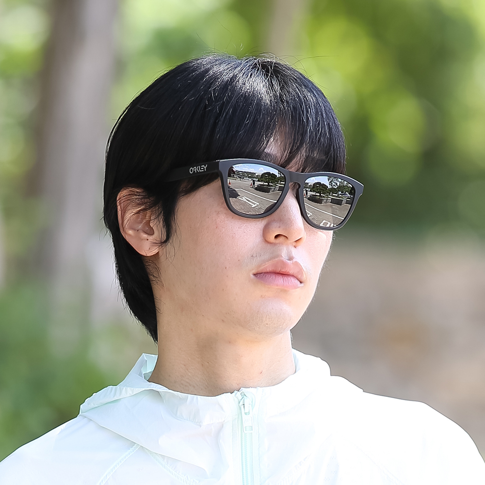 오클리 프로그스킨 아시안핏 OO9245 가벼운 선글라스 87 편광 이미지 8