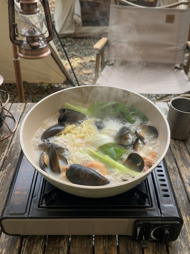 나가사끼 짬뽕 밀키트 [중화면 포함] 600g 사골 백짬뽕 캠핑 야식 이자카야 술안주 차박 이미지 6