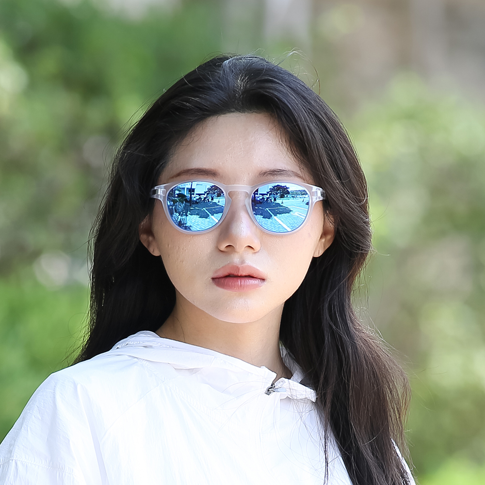 오클리 래치 OO9265 운전 골프 선글라스 65 매트클리어/프리즘사파이어 편광 - 상세 이미지 4