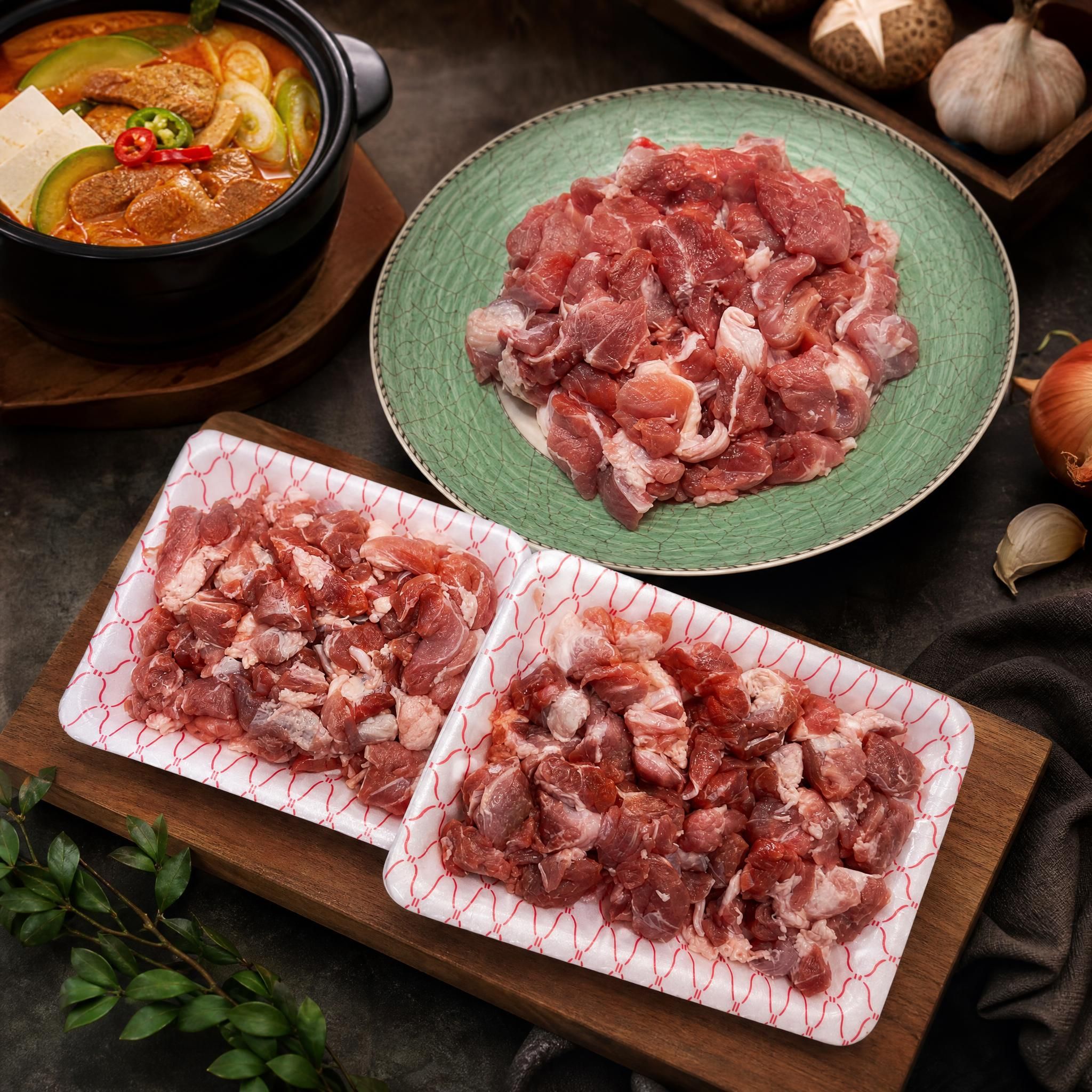 친절한고깃집 찌개용앞다리살 냉장 한돈 무항생제 국내산 800g 400g2팩 - 상품 이미지