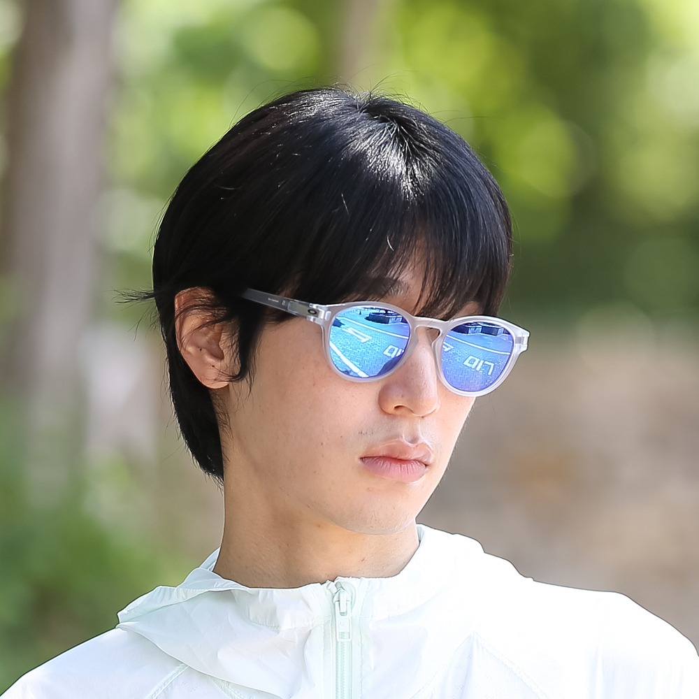 오클리 래치 OO9265 운전 골프 선글라스 65 매트클리어/프리즘사파이어 편광 - 상세 이미지 5