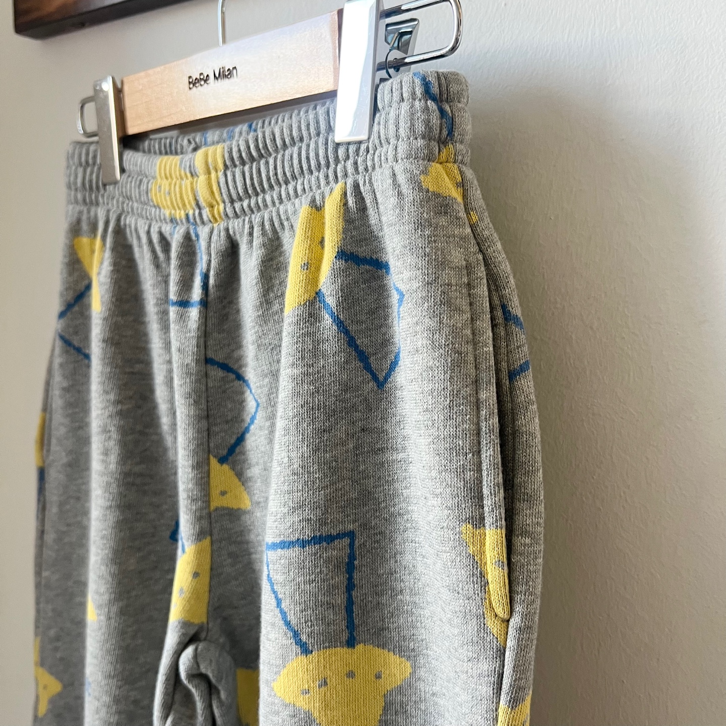 26FW 보보쇼즈 키즈 기모 스웻 조거 팬츠 그레이 B226AC057 051 - 상세 이미지 2