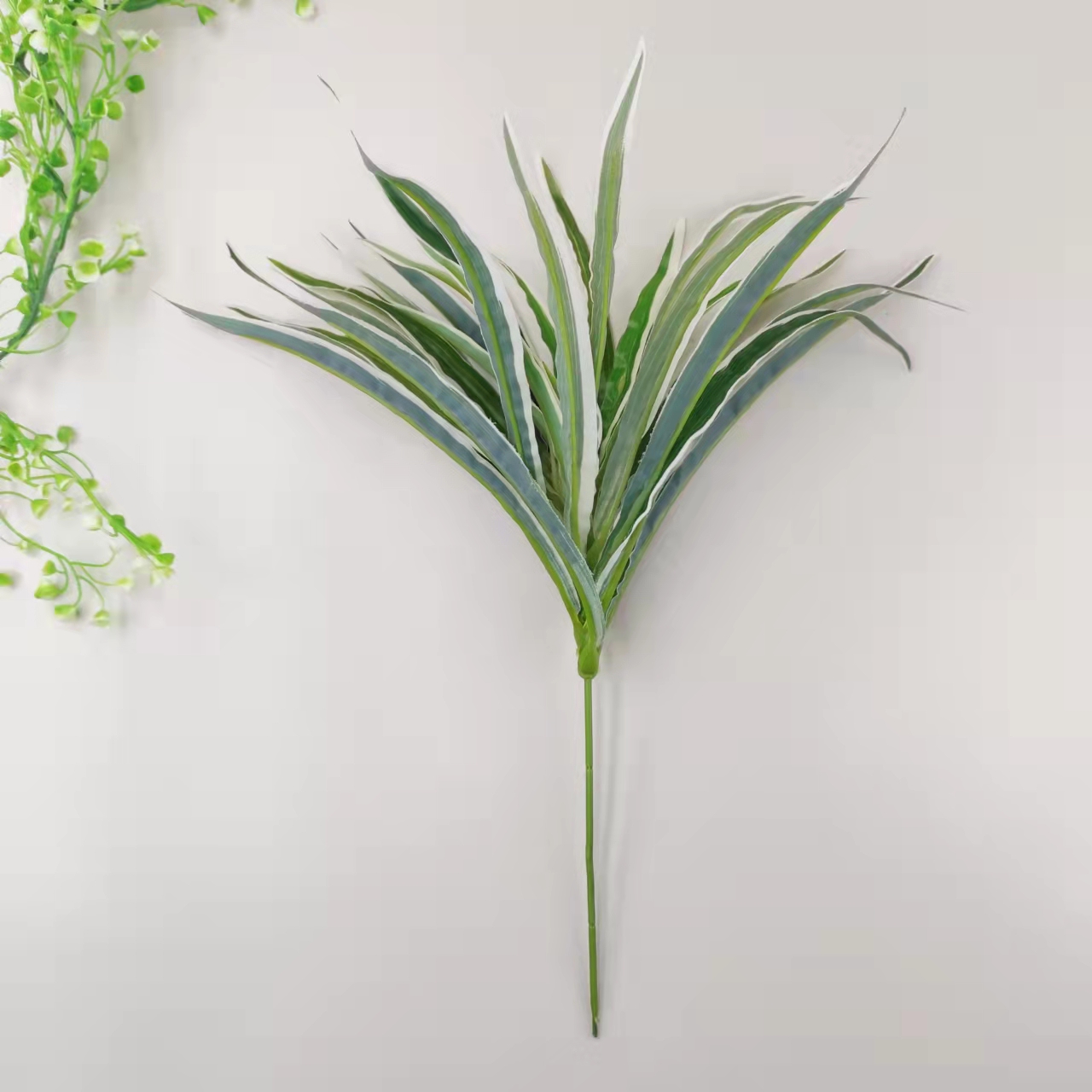 가더GADE N2 풍수난초 부쉬 37cm 동양난 인테리어조화 플라워 플랜트 리스재료 촬영소품 성묘꽃 - 상세 이미지 3