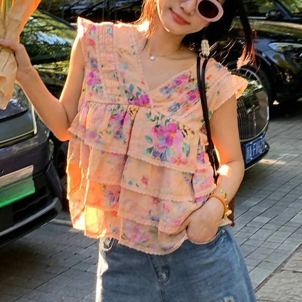 브이넥 러플캉캉디자인 민소매블라우스 리넨100 꽃패턴 여름 살몬핑크 - 상품 이미지