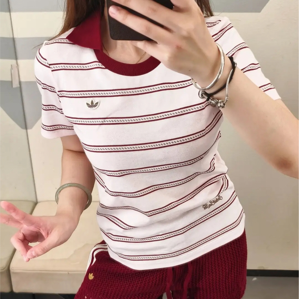 아디다스 우먼스 리조트 스트라이프 카라 반팔 티셔츠 핑크 버건디 KX0741 - 상세 이미지 4