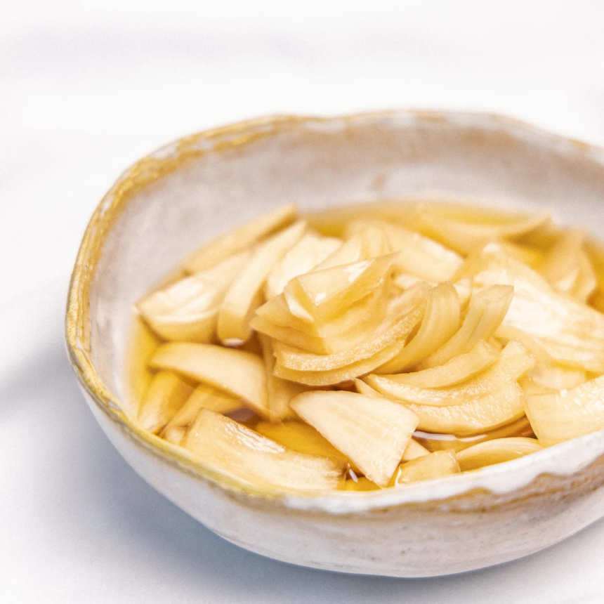 새콤달콤 양파장아찌 국내산 아삭한 집반찬 500g - 상세 이미지 4