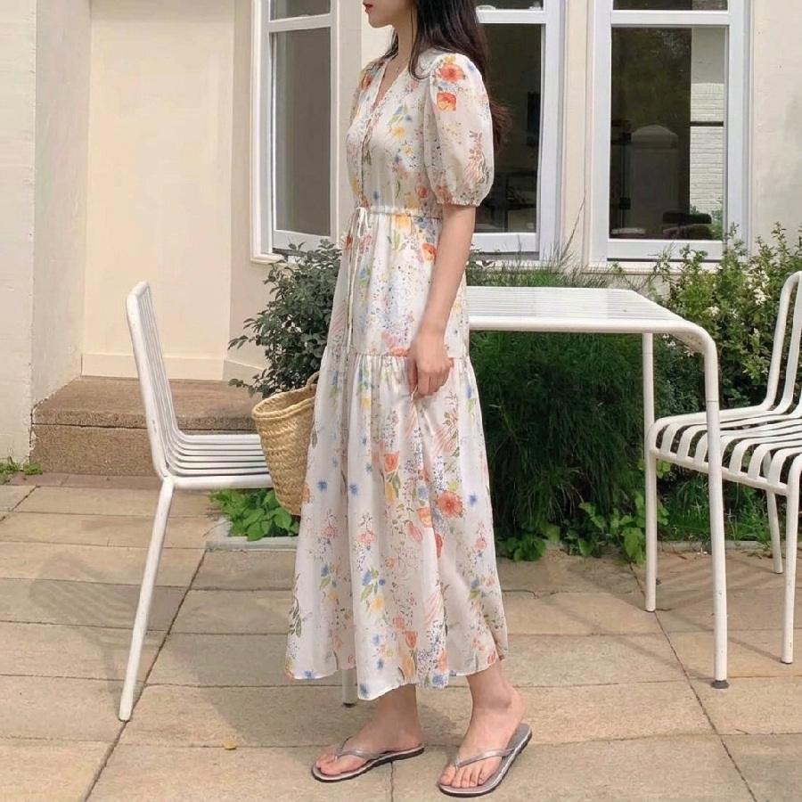 여름 플라워 쉬폰 브이넥 랩 롱원피스 허리스트링 볼륨소매 체형커버 휴양지 여행룩 - 상세 이미지 2