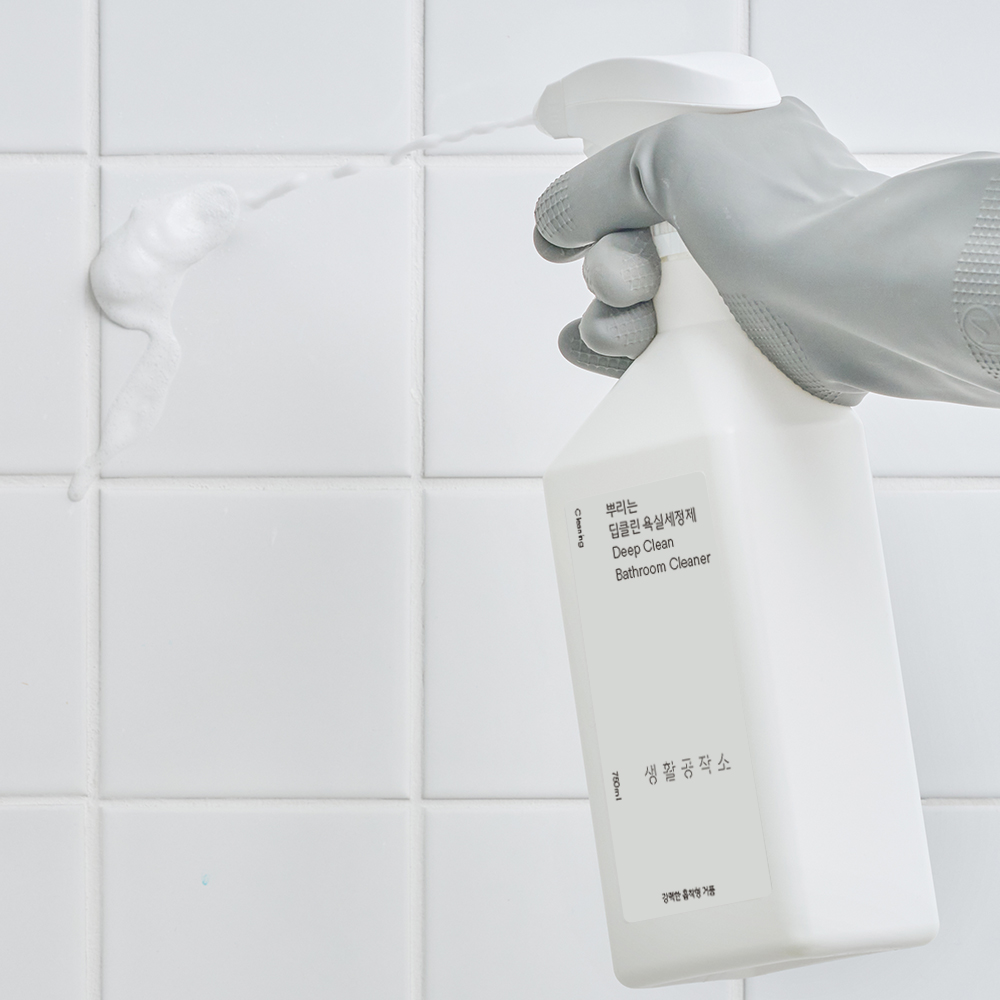 생활공작소 뿌리는 곰팡이제거제 750ml 1+1 - 상세 이미지 3