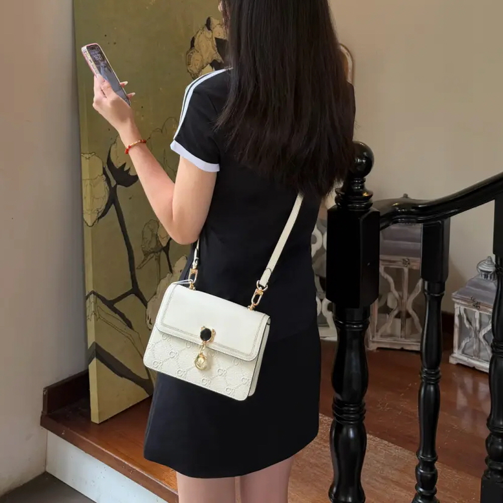 아디다스 우먼스 오리지널 클래식 슬림핏 반팔 원피스 드레스 블랙 LG4962 캐주얼룩 스포티룩 여성캐주얼 이미지 7