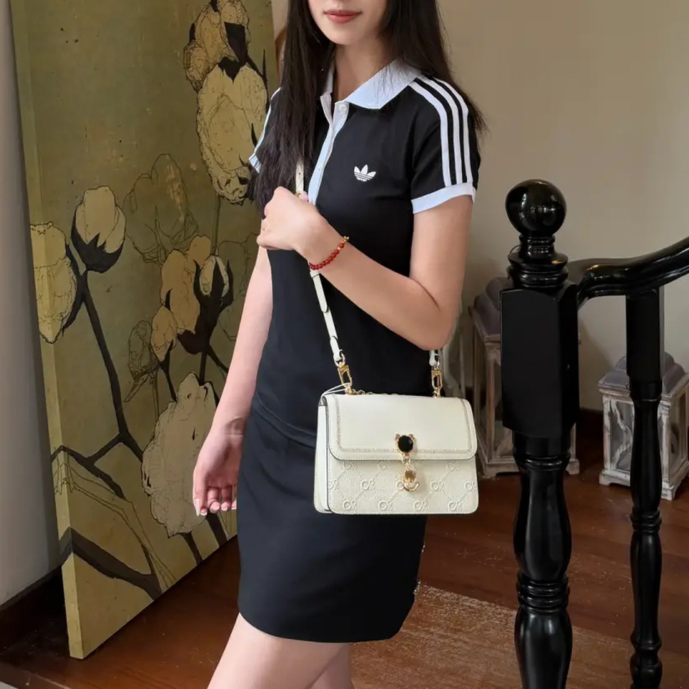 아디다스 우먼스 오리지널 클래식 슬림핏 반팔 원피스 드레스 블랙 LG4962 캐주얼룩 스포티룩 여성캐주얼 - 상세 이미지 5