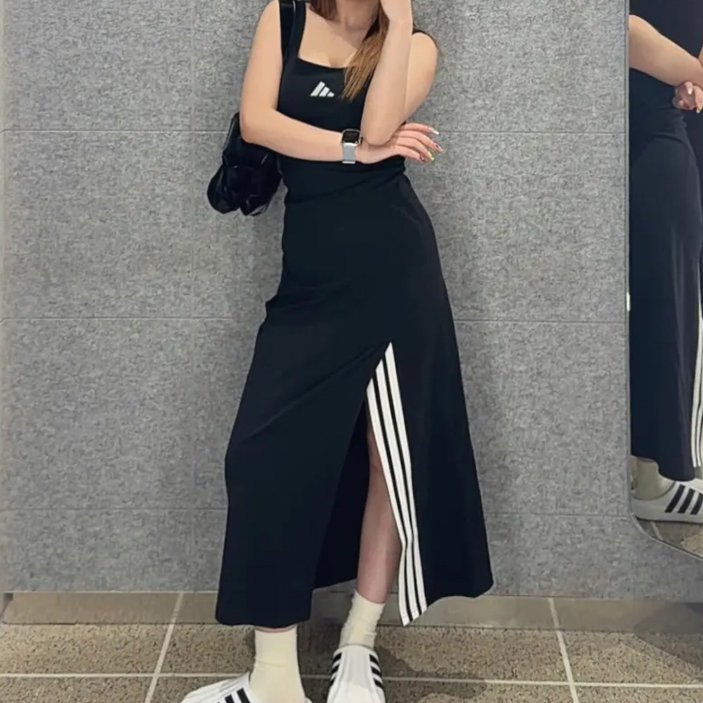 아디다스 우먼스 스토리 롱 드레스 옆트임 나시 원피스 블랙 KB7758 - 상품 이미지