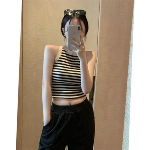 스트라이프 여성 홀터넥 민소매 데일리 여성 홀터넥 나시 크롭 티셔츠 - 상세 이미지 2