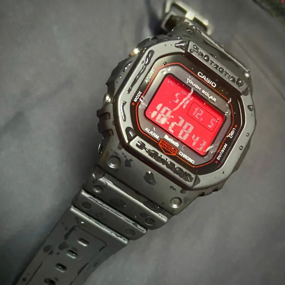 CASIO 카시오 스퀘어 블러드 손목시계 류선재 시계 GW-B5600AR-1PR 이미지 7