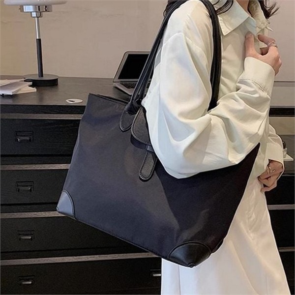 빅사이즈 여성 쇼퍼 백 보부상 여성 숄더백 나일론 데일리 직장인 - 상품 이미지
