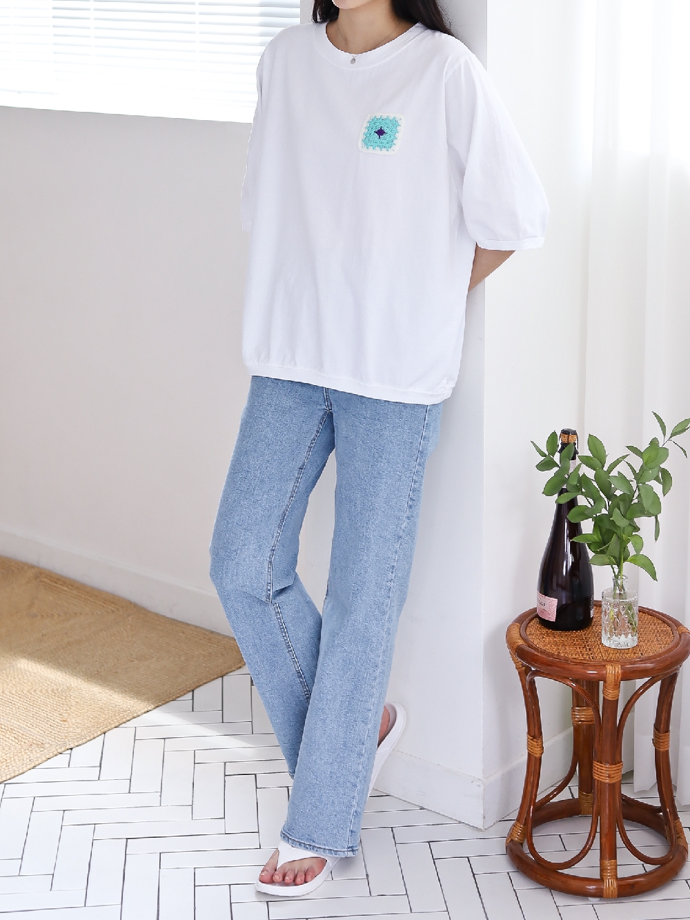 여성반팔티 흰티 뜨개 모티브 루즈핏 5부 반팔 티셔츠 - 상세 이미지 4