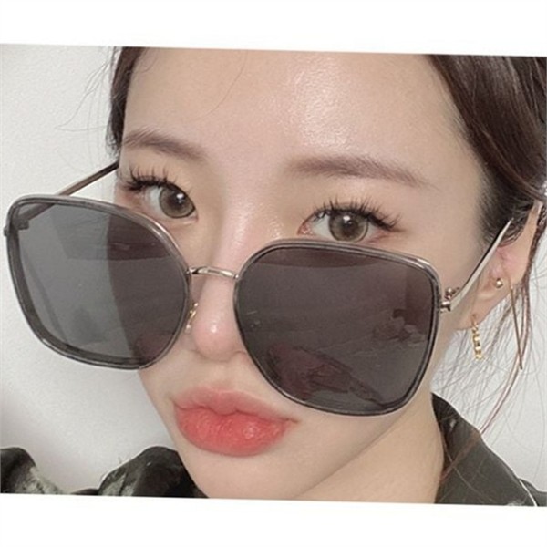 스퀘어 남녀공용 오버핏 선글라스 데일리 남녀공용 패션 선글라스 자외선 여름 - 상품 이미지