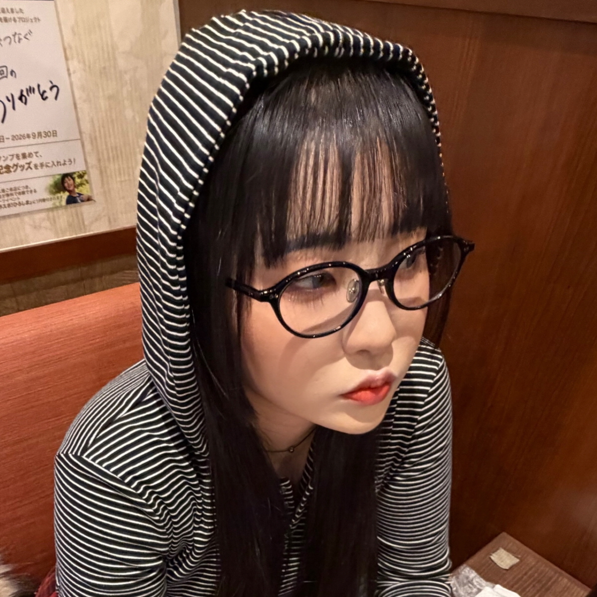 오벌형 안경 긱시크 캣아이 뿔테 여자 패션 프레임픽 플루토 C1 블랙 - 상세 이미지 5