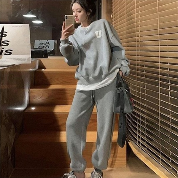 루즈핏 여성 조거 팬츠 오버핏 여성 맨투맨 트레이닝 상하의 겨울 - 상품 이미지