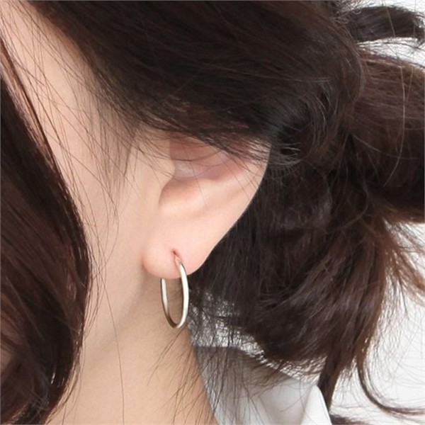 기본 링 귀걸이 20mm 데일리 여성 링 귀걸이 20mm 심플 원터치 - 상품 이미지