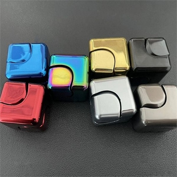 휴대용 메탈 큐브 피젯 스피너 2.8x2.8CM 토이 금속 큐브 피젯 - 상품 이미지