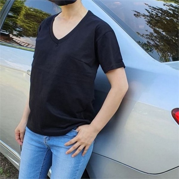 기본 브이넥 티셔츠 무지 반팔 티셔츠 남성 - 상세 이미지 2