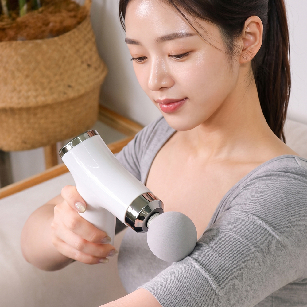 헬릭스케어 마사지건 미니 휴대용 진동 멀티 커브건 마사지 2in1 - 상세 이미지 2