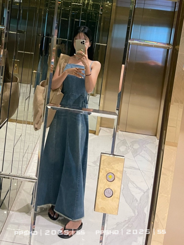 끈조절 S M L 썸머 데님 스퀘어넥 밴딩 뷔스티에 플레어 맥시 청 나시 롱 원피스 블루 - 상세 이미지 4