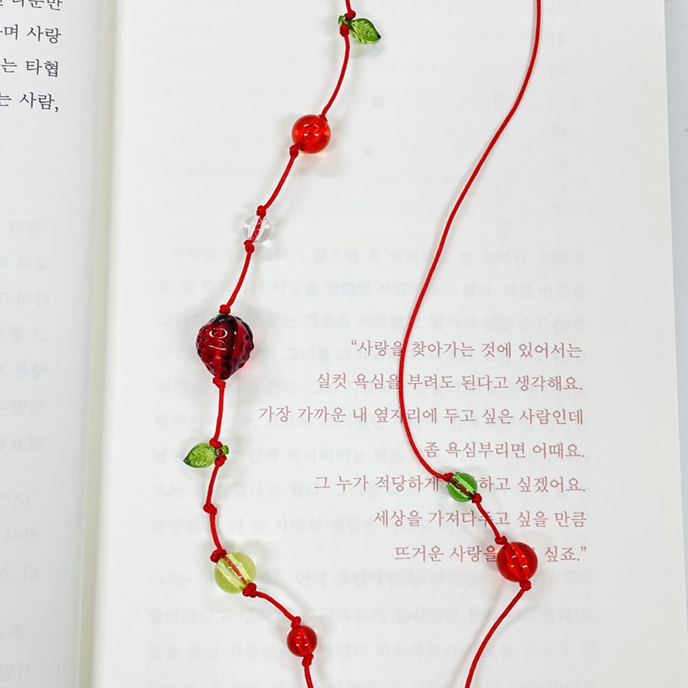 딸기 비즈 끈갈피 만들기 끈 책갈피 만들기 DIY 북마크 독서템 예쁜 과일 - 상세 이미지 4