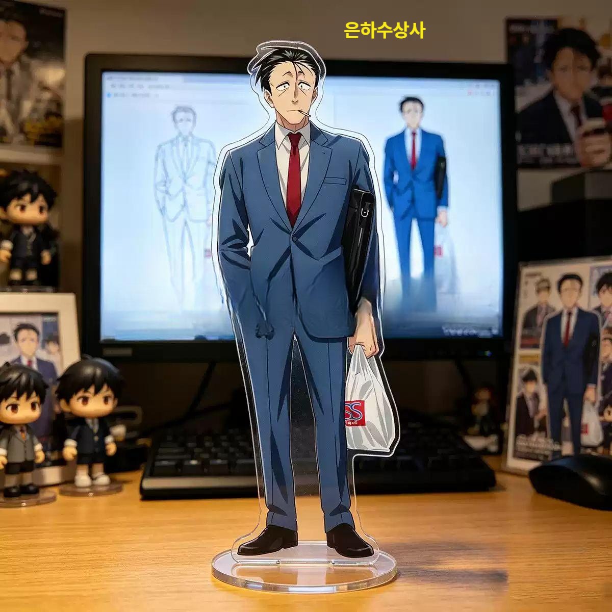 슈퍼마켓 뒤에서 담배피는 두사람 아크릴 스탠드 인테리어 장식 소품 굿즈 슈담뒤 사사키 10cm 투명 원형 받침대 - 상세 이미지 2