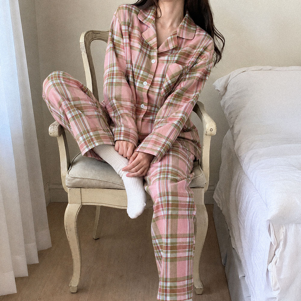 디오프 모카 긴팔 체크 커플 잠옷 수면 홈웨어 빅사이즈 파자마 - 상품 이미지