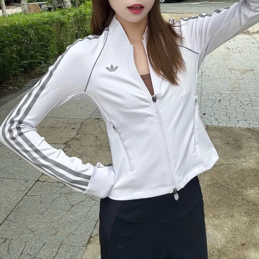 아디다스 우먼스 스포츠 슈퍼스타 미드레이어 집업 자켓 화이트 KW5806 - 상세 이미지 2