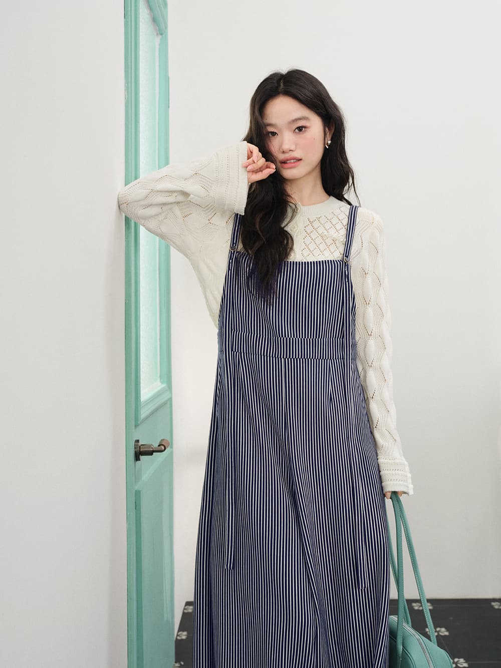 쿠오세 KUOSE 여성 다크네이비 스트라이프 멜빵바지 - 상세 이미지 5