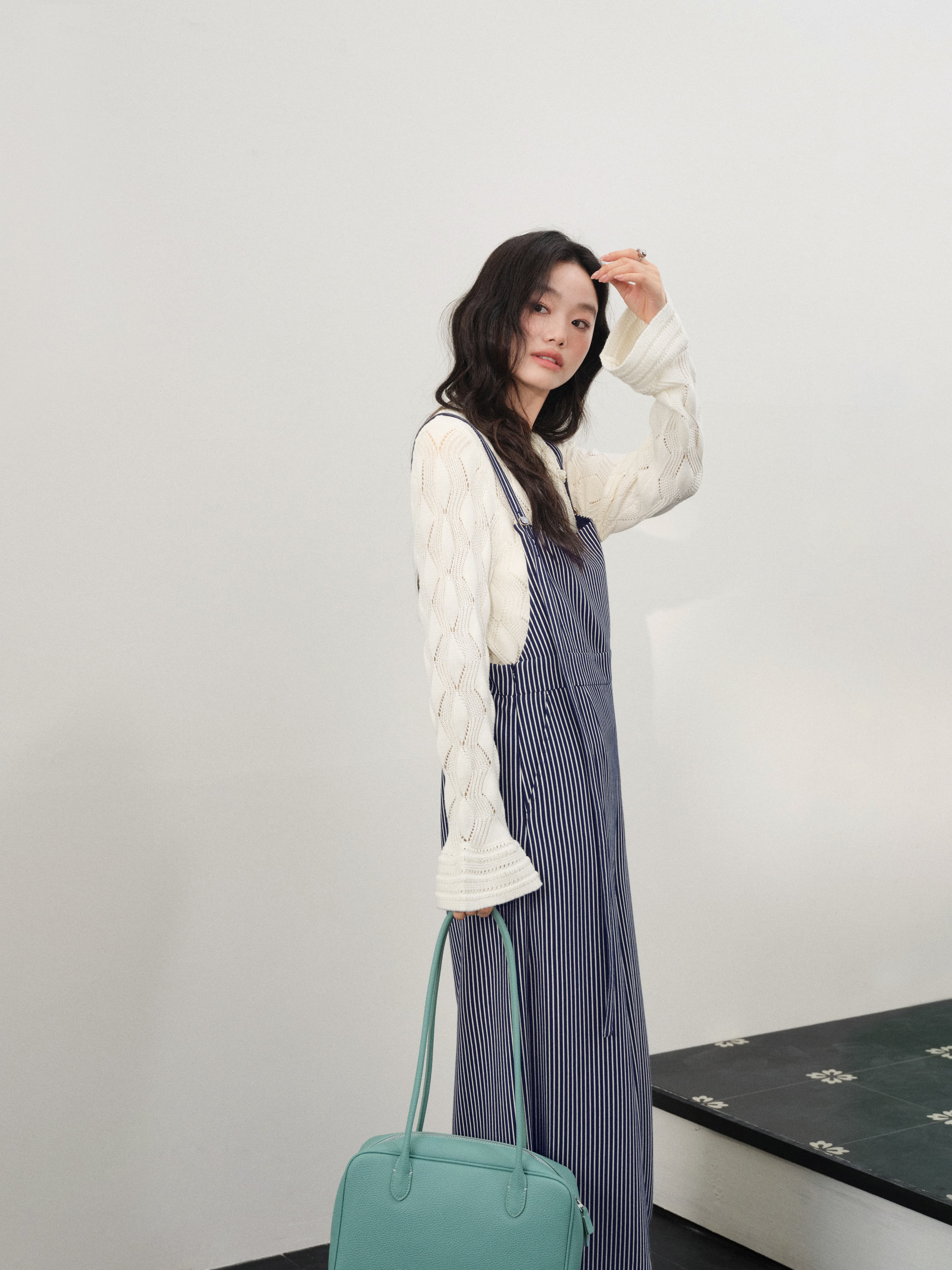 쿠오세 KUOSE 여성 다크네이비 스트라이프 멜빵바지 이미지 6